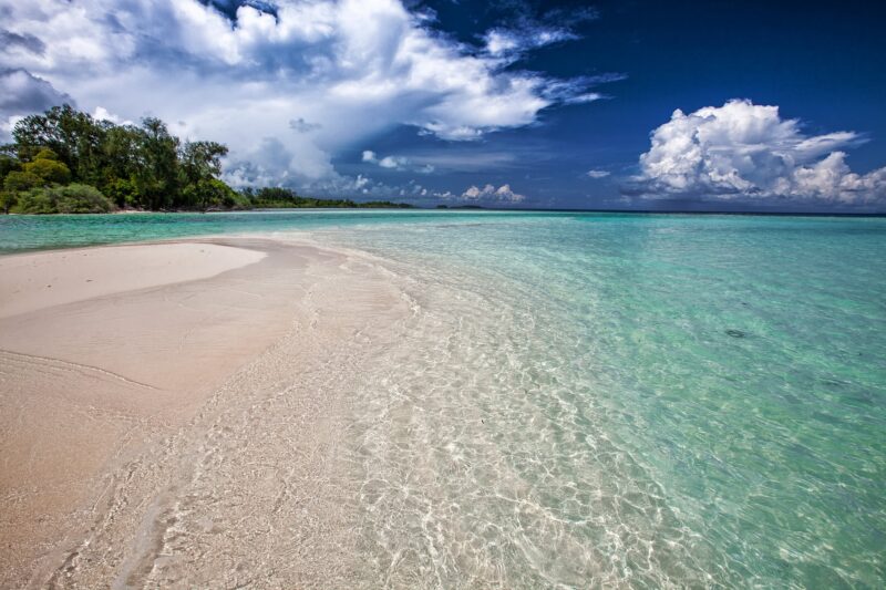 playas indonesia
